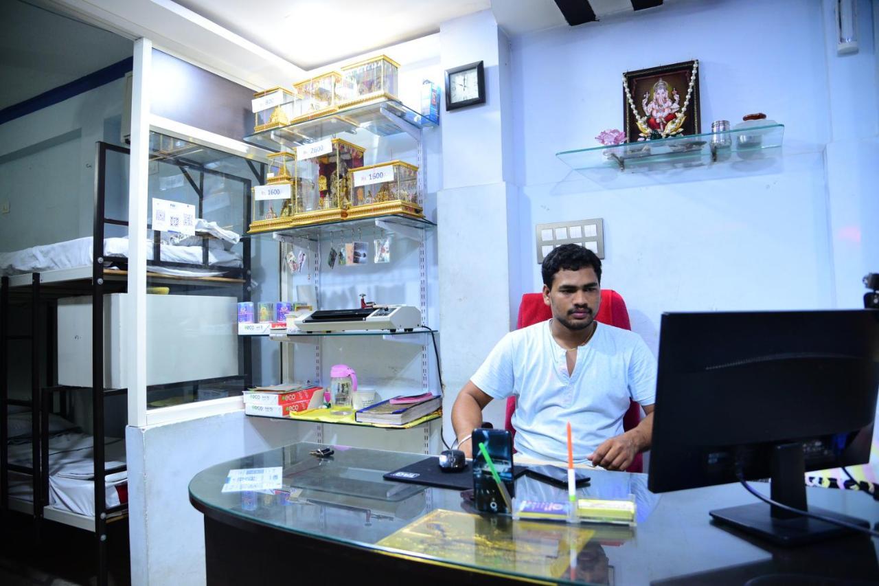 Sri Govindarajaswamy Dormitory Тирупати Екстериор снимка