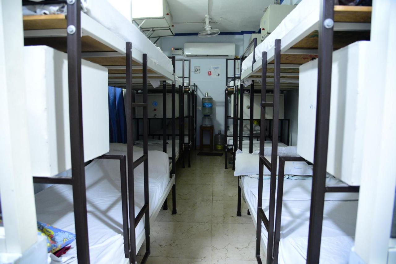 Sri Govindarajaswamy Dormitory Тирупати Екстериор снимка